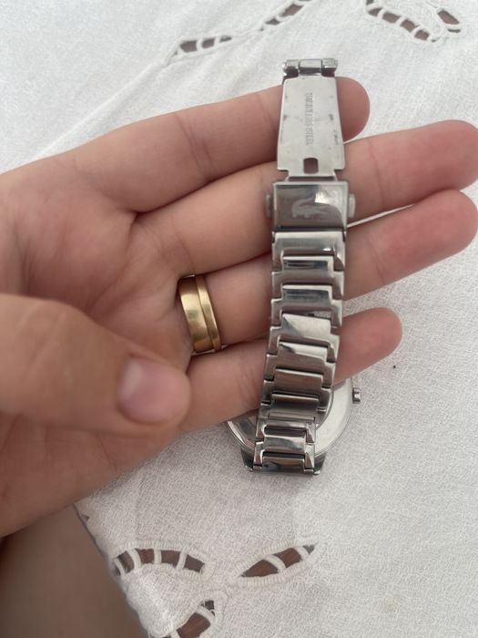 Vand ceas lacoste purtat de cateva ori