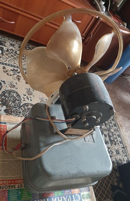 Советский вентилятор в отличном рабочем состоянии