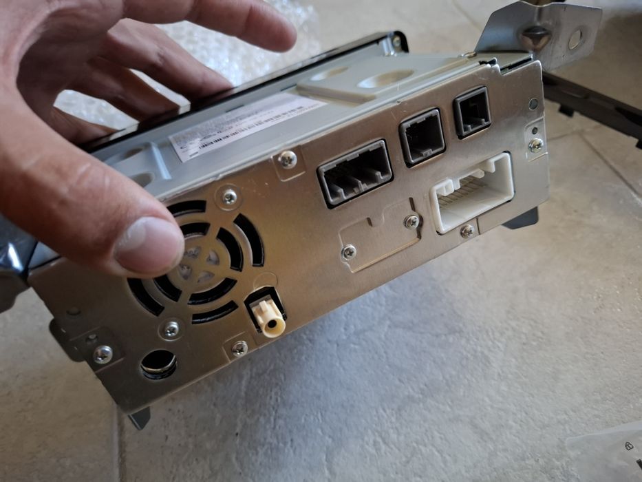 Части за Митсубиши Спейсстар Mitsubishi Spacestar Спасестар подгрев