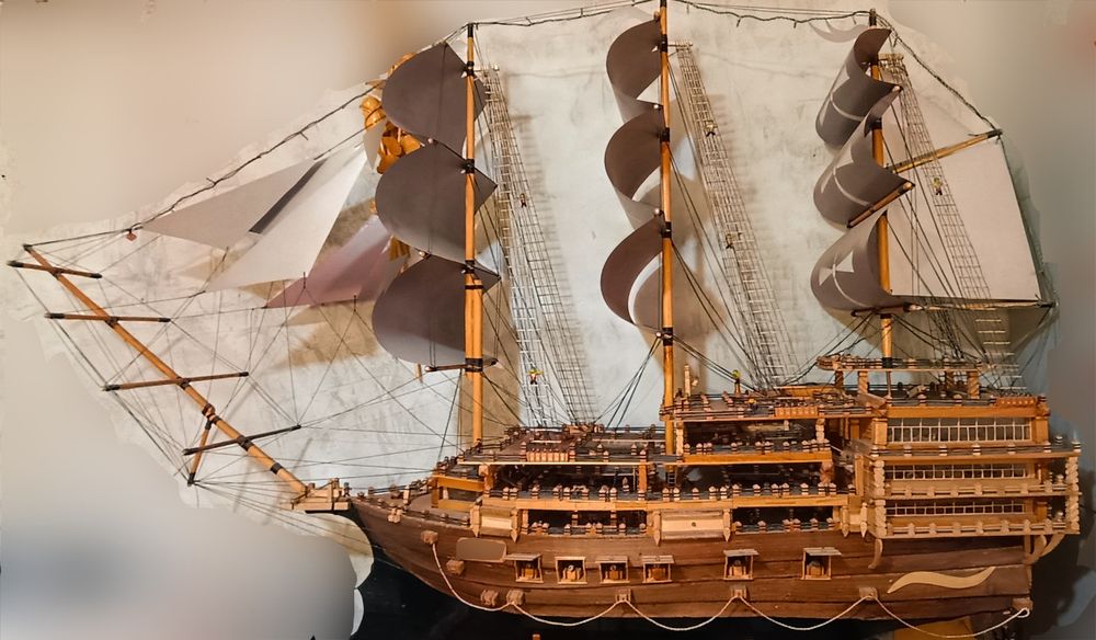 Огромный корабль ручной работы