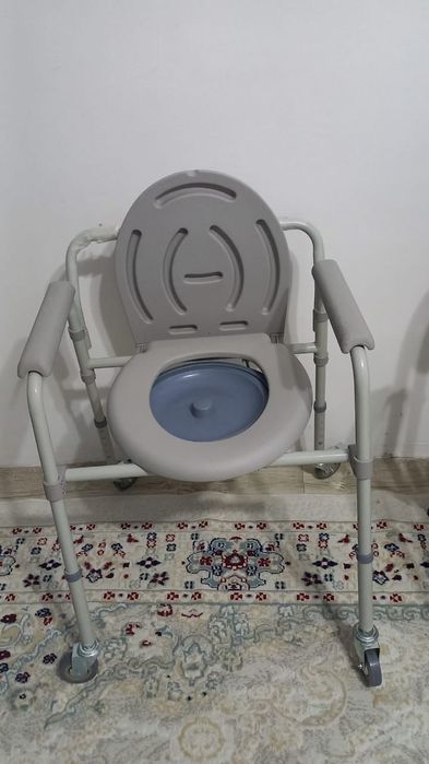 Стул туалет для инвалидов