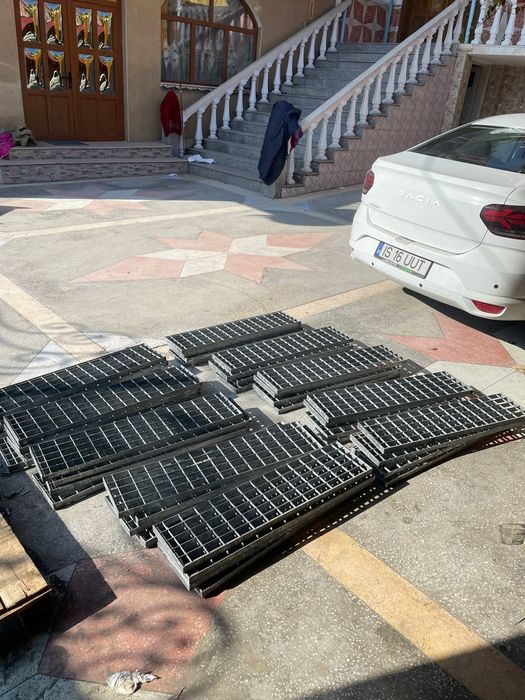 Trepte și gratare zincate