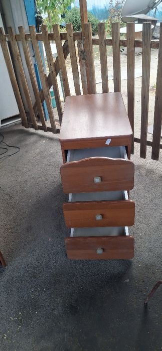 Продам манеж с кроватью