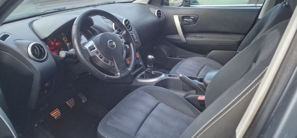 Vând Nissan Qashqai