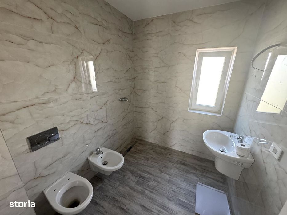 750 mp teren! 5 camere! Incalzire in pardoseala! Casa Aroneanu