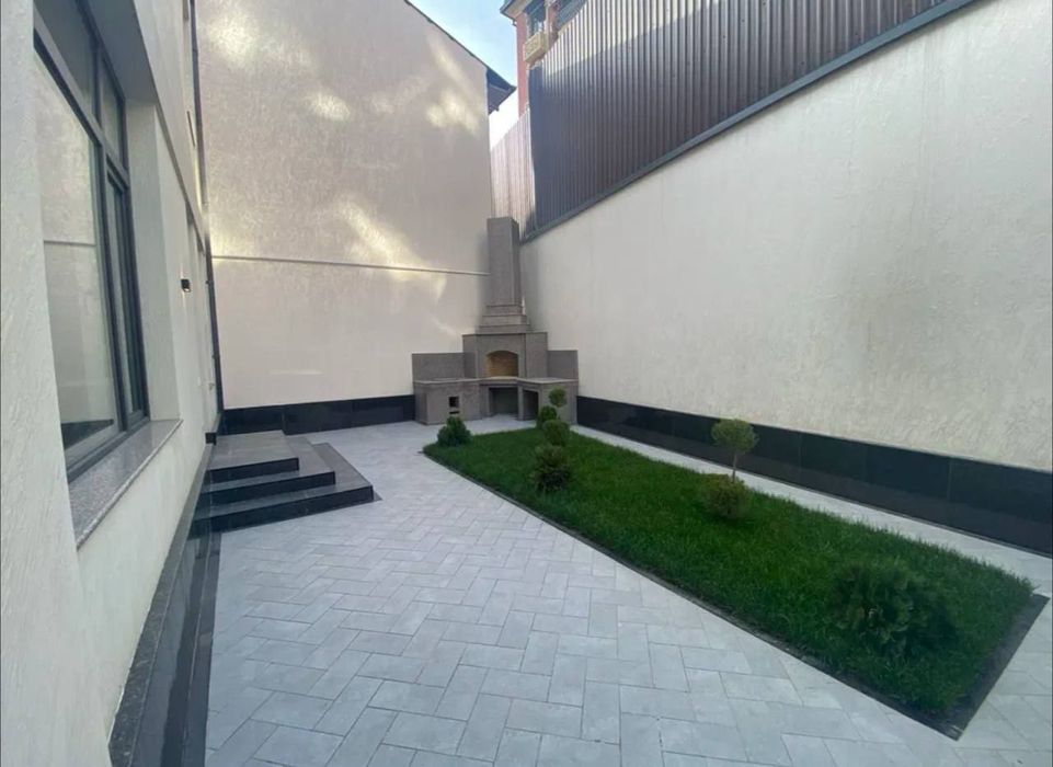 Дом, Дархан, коттедж 2.5-соток, 5-комнат, 200кв.м.