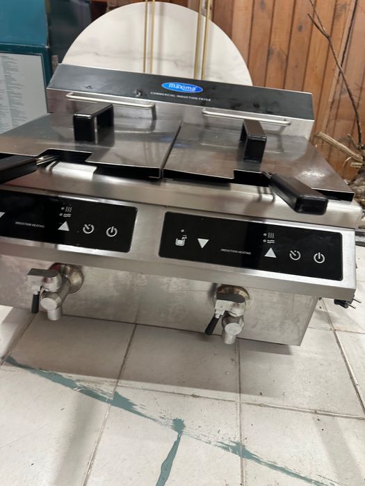 Професионален фритюрник - 2 кошници х 8 л. - MAXIMA INDUCTION 3500W