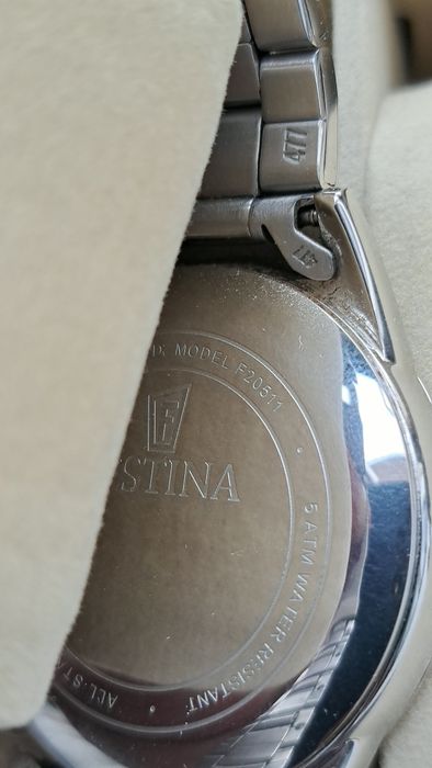 Ceas barbatesc  Festina