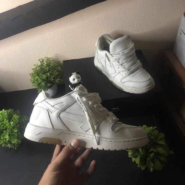 Off white out off office