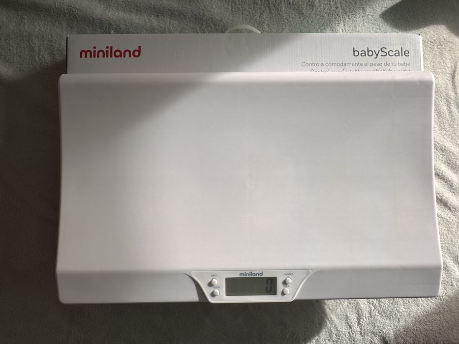 Бебешка везна  Miniland