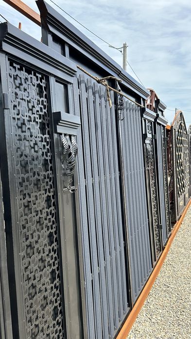 Ворота. Кованые ворота. Ковка. Дверь