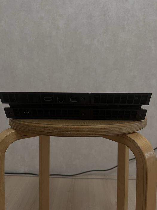 PS4 fat.