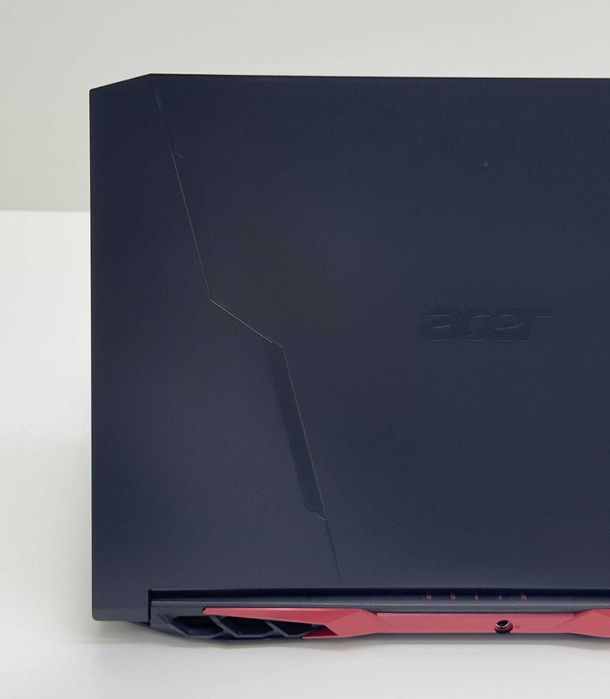 Acer NITRO 5 — Ryzen 7 5800H / RTX 3070 8GB / DDR4 16GB /