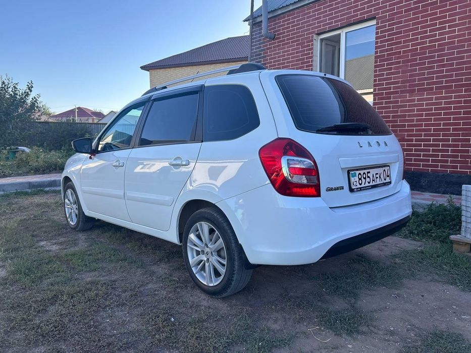 Лада Гранта-2021года