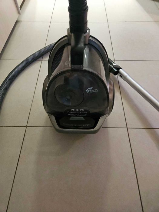 Прахосмукачка Philips PowerPro Active 2000W Animal+