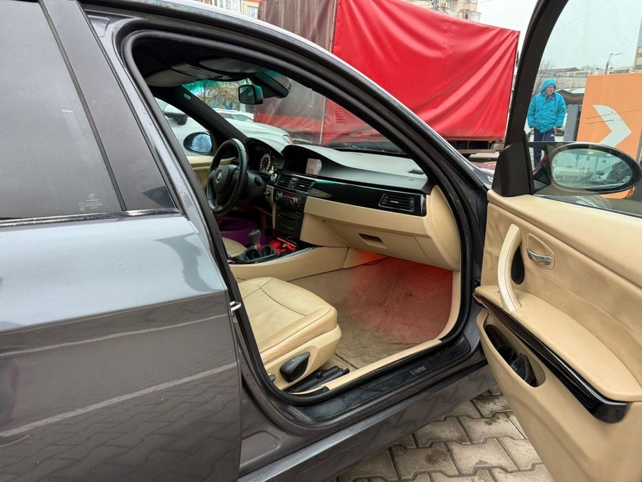 Vand Bmw 320d 177cp / Distribuție efectuata