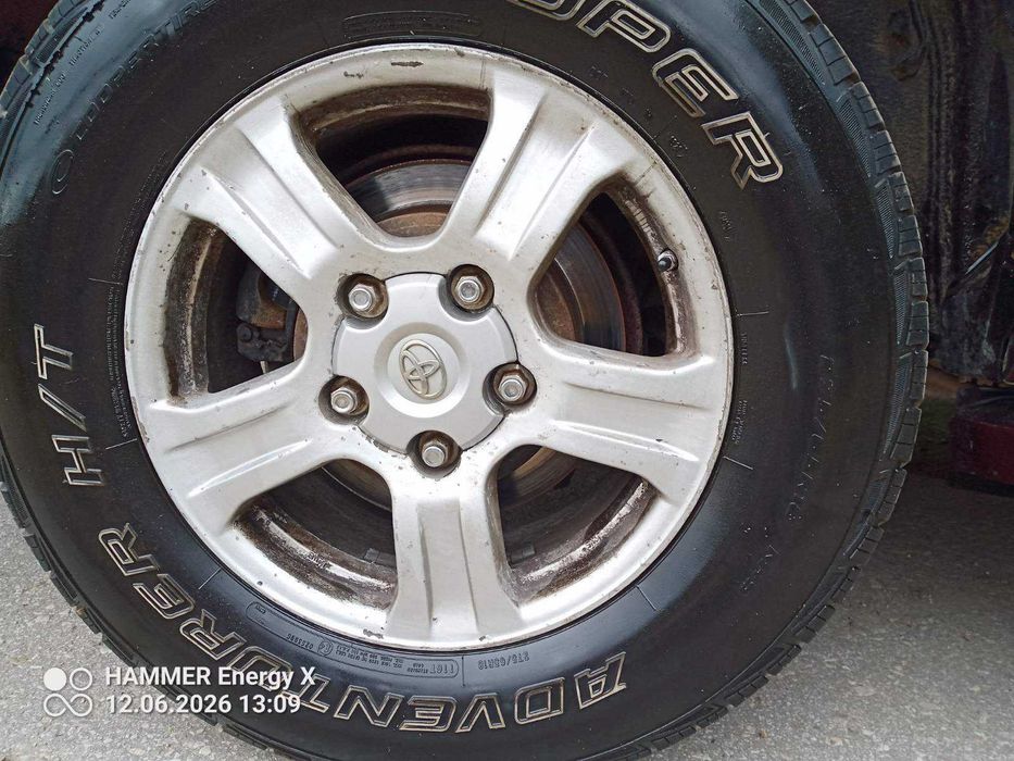 Toyota Sequoia 5.7 бензин