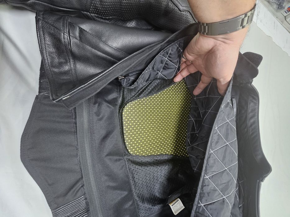 Geacă moto de damă din piele L