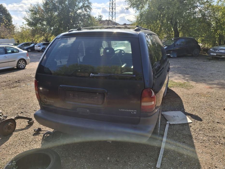 Chrysler Voyager 2.4 16v бензин НА ЧАСТИ