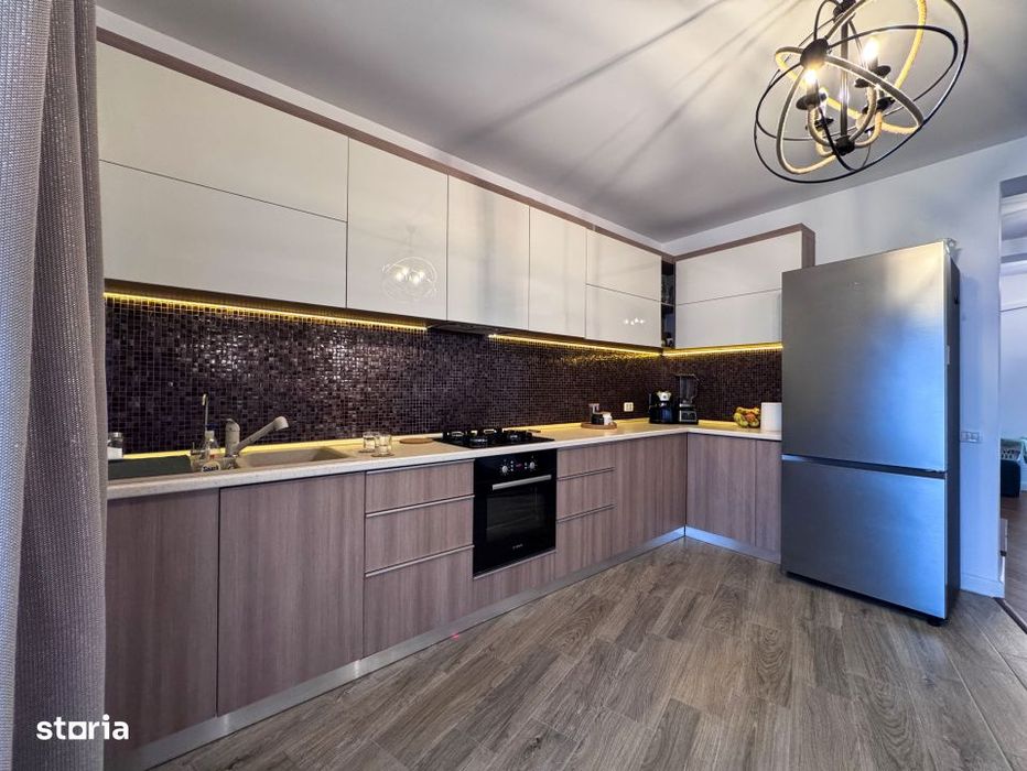 Casa/Vila P+M de vanzare – Ovidiu Sud | 4 dormitoare | Panouri fotov