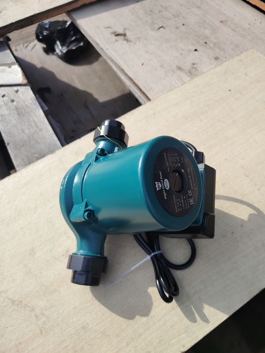 Продам насос для отопленияя