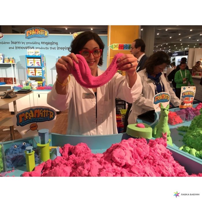 Кинетический песок 5 г с бассейном и формочками Kinetic sand