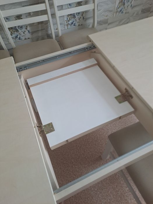 Продам стол со стульями