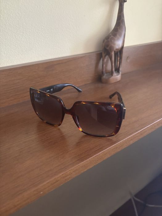 Слънчеви Дамски очила Guess Оригинални