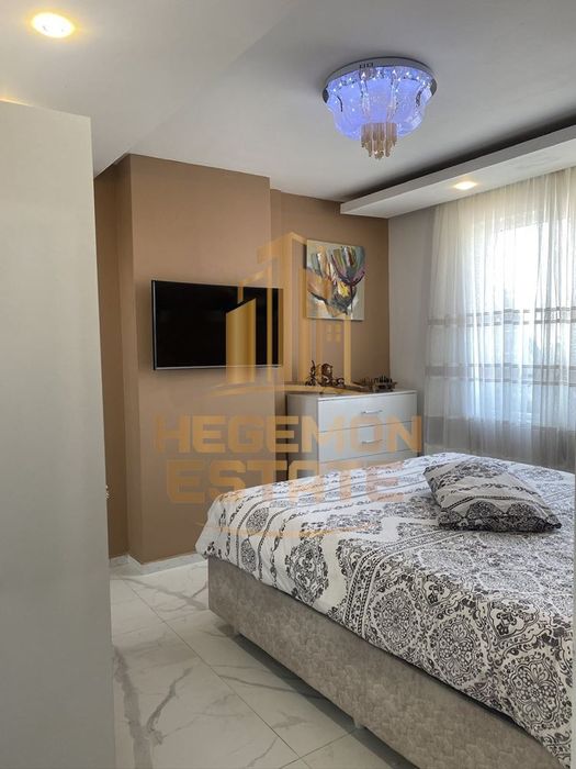 Продава се Тристаен апартамент в Варна, Кайсиева градина - 84 кв.м за 1203 €/кв.м - Снимка #8
