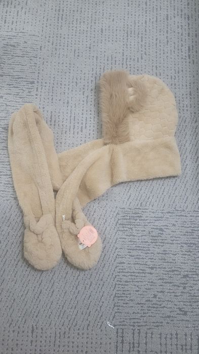 Женские вещи шапки