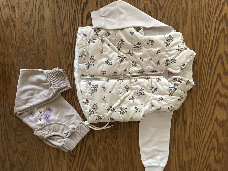 Комплект сладки бебешки дрешки в нежни цветове