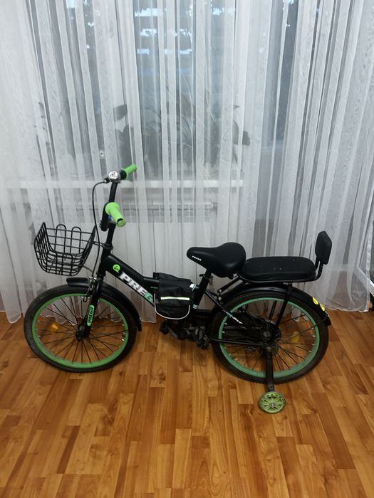 Продам детский велочипед от 8 до 12 лет
