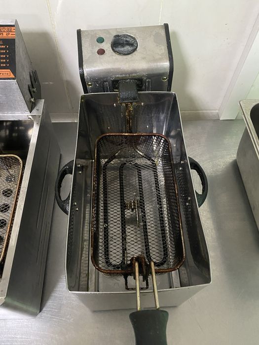 Продам профессиональное оборудование доя кухни