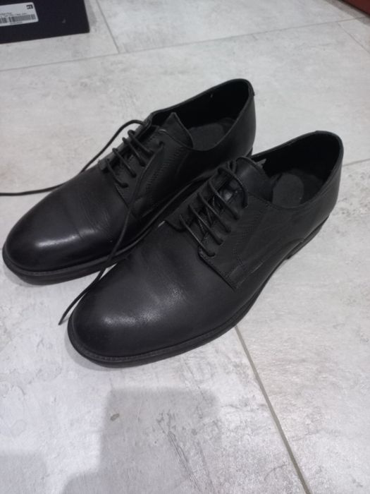 costum pentru adolescenți