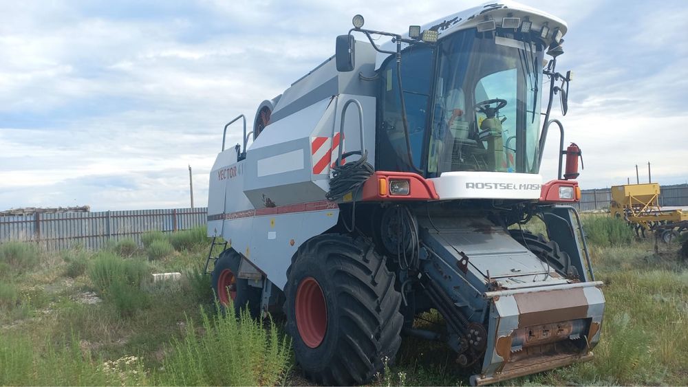 Комбайн Вектор 410