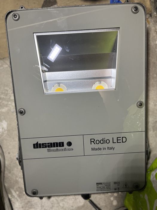 Proiector puternic Led , made in Italy