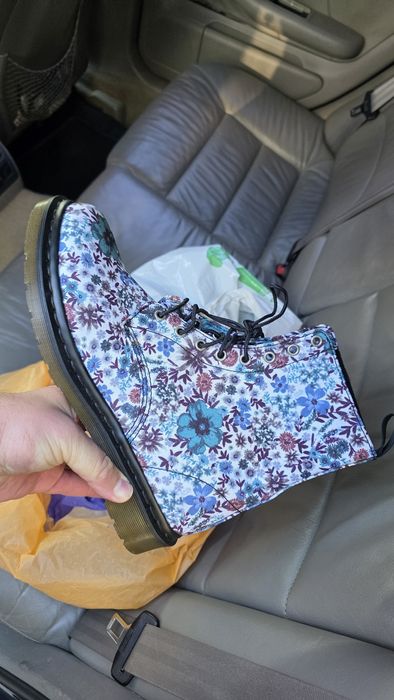 Vand ghete Dr Martens