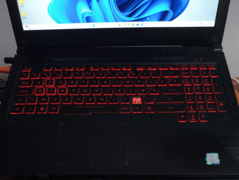 Laptop gaming ASUS Tuf FX504GM
