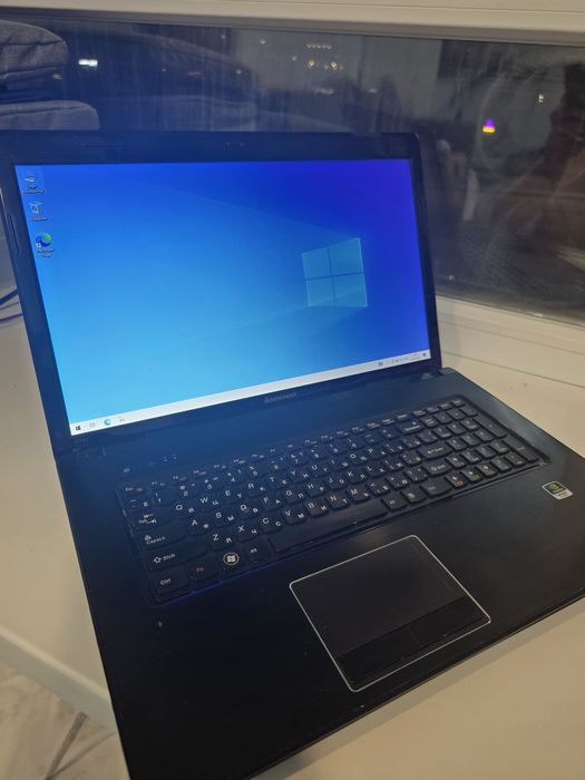 Продам игровой ноутбук