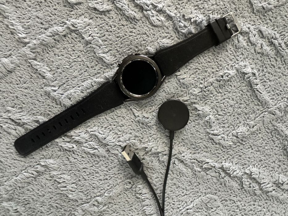 Продам часы Самсунг вотч3