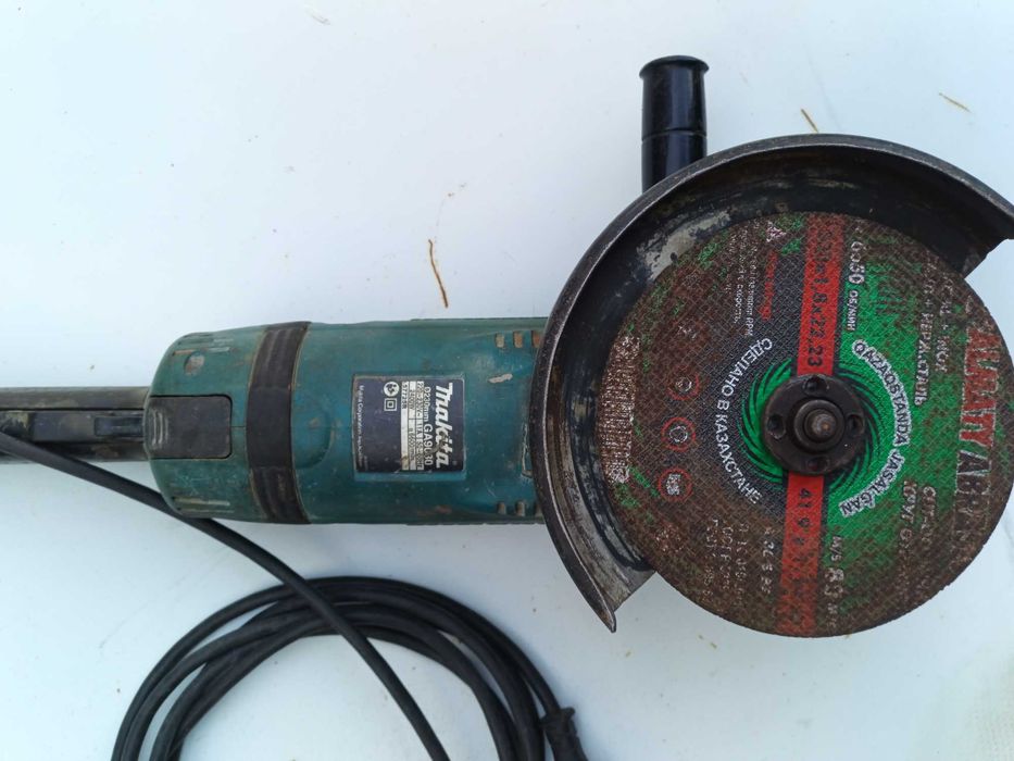 Болгарка Makita 230