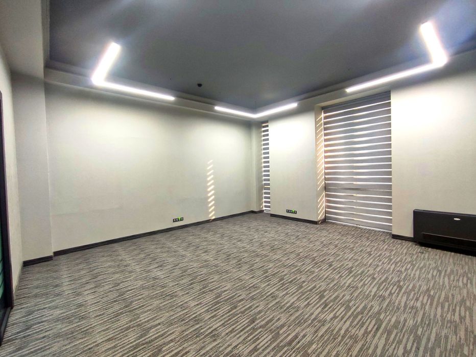 Nukus ko‘chasi BS da 40 ta parkovkali ofis ijaraga beriladi AX