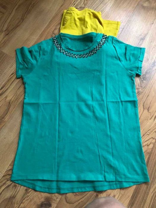 разпродажба на тениски Guess. Moschino, Tommy и др