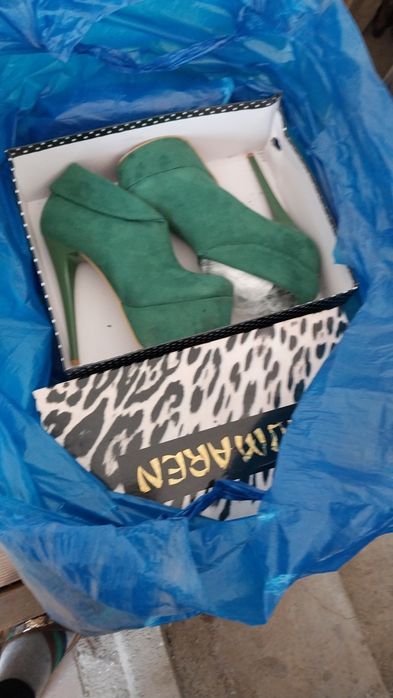 Стильная женская обувь