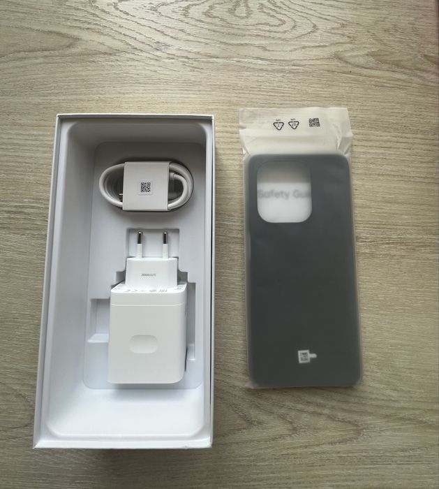 Oppo A5i новый, не использовался