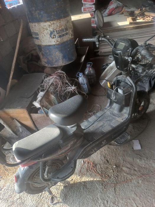 Электронный скутер