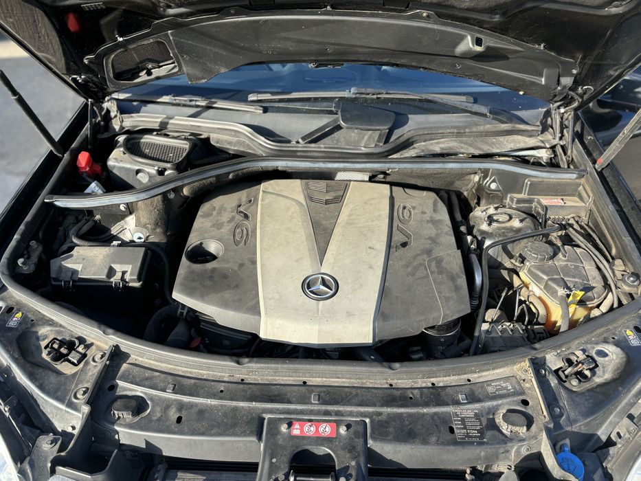 Mercedes ML W164 350 D  FACE 2011 на ЧАСТИ