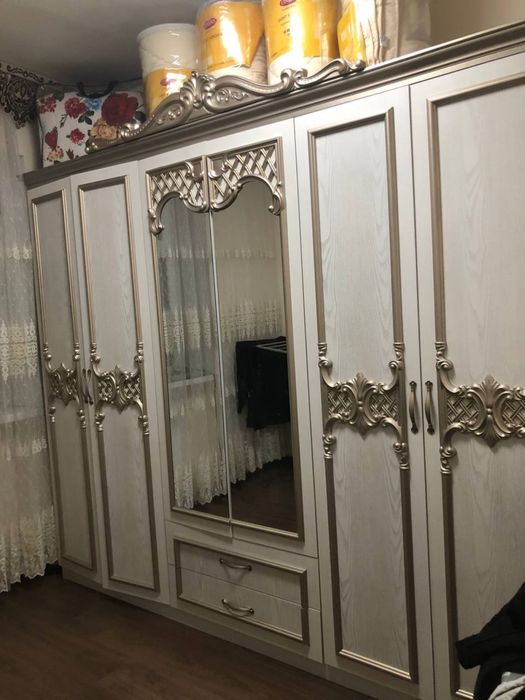 Mebel sotioadi.    .