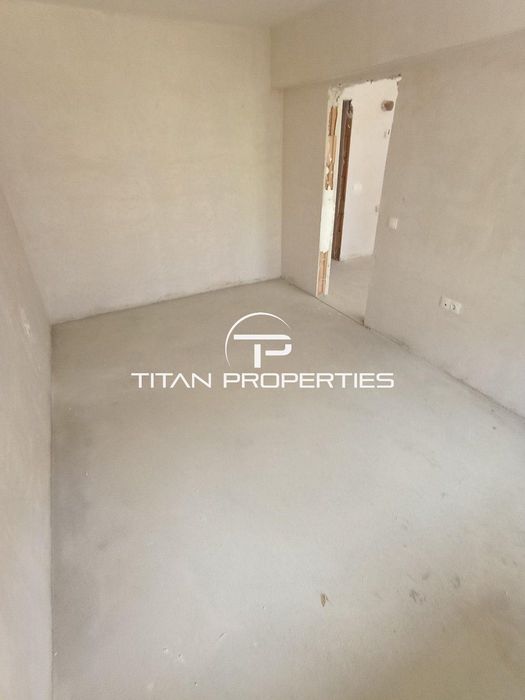 Продава се Двустаен апартамент в Бургас, Славейков - 60 кв.м за 1063 €/кв.м - Снимка #3