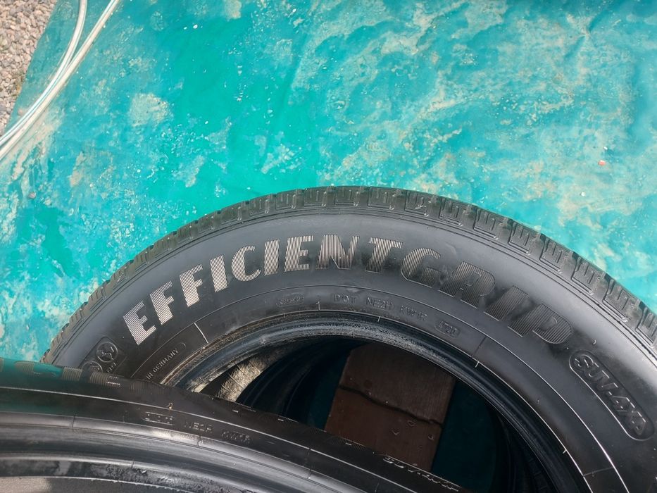 Шины конплект в отличном состоянии